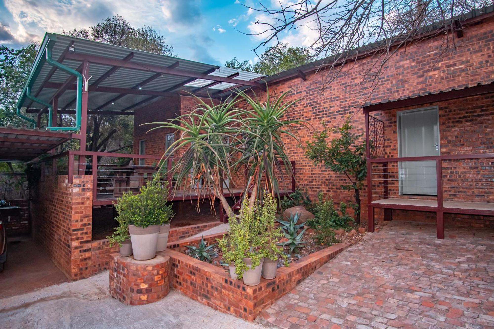 Bushbaby Cottage In Hartbeespoort Претория Экстерьер фото